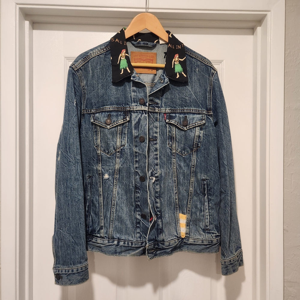 Levi's Hawaiian Blue Denim Jacket with Embroidered Collar